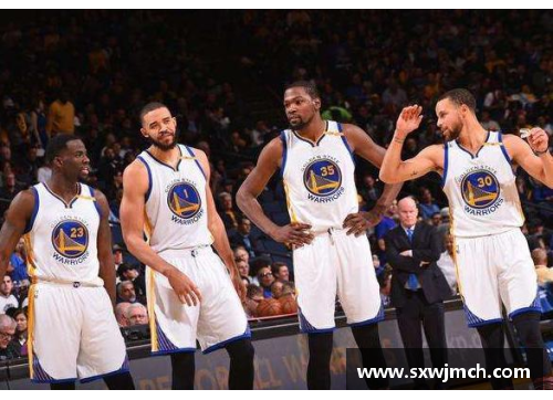 NBA 15-16赛季：勇士王朝的诞生与库里的光辉